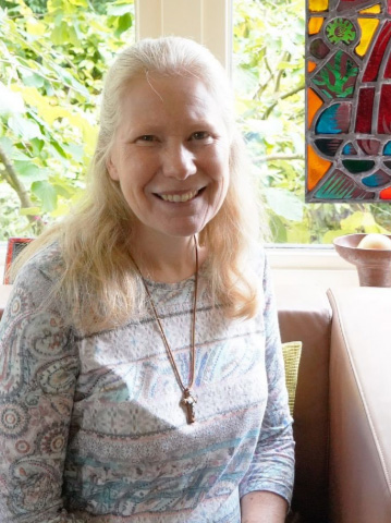 pastor-Myriam-Oosting